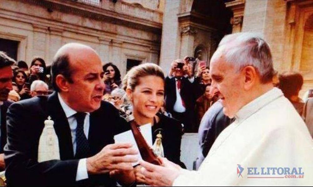 En persona, el vicegobernador Canteros invit� al Papa a visitar Corrientes en 2016