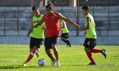 Boca Unidos practicar� pelota parada y concentrar� a la espera del �halc�n�