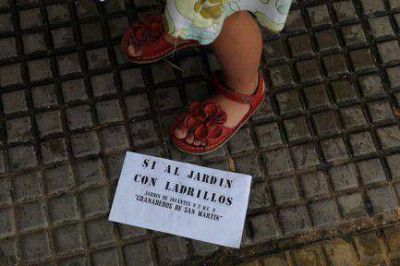 Denuncian el vaciamiento de la salud y la educaci�n p�blica en la Ciudad