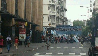 Quebracho march� contra Coto