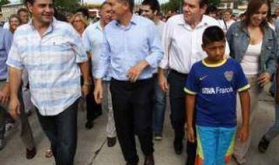 Increparon a Macri mientras realizaba campa�a en San Isidro