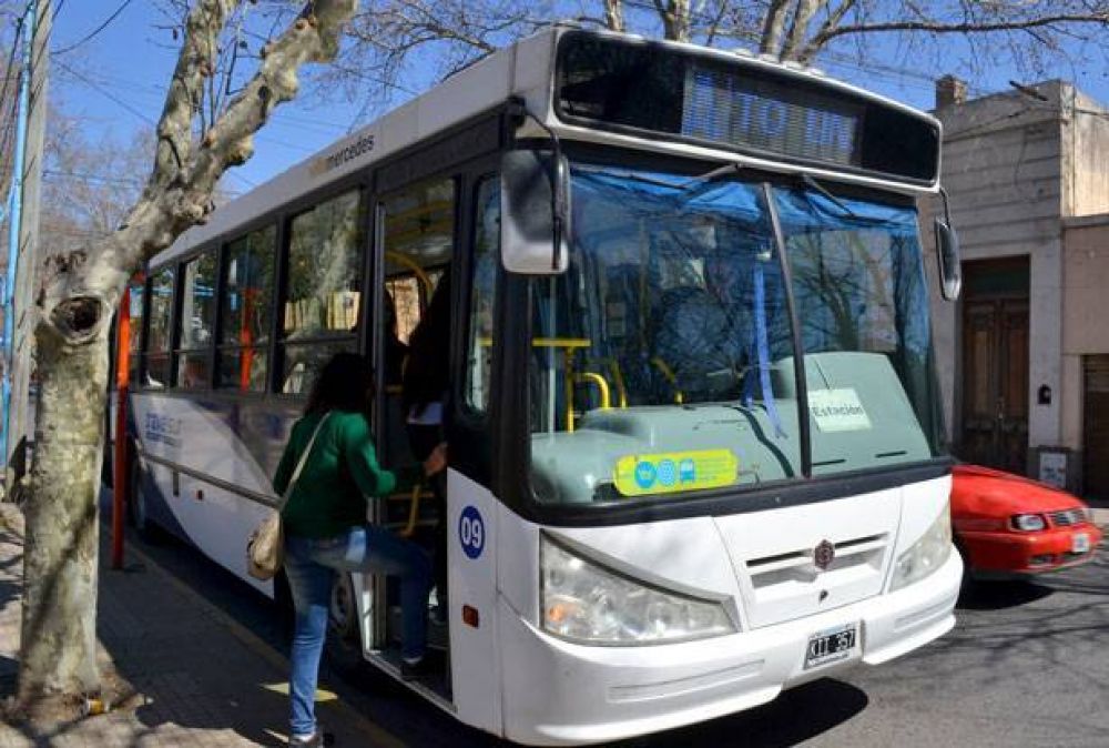 Preocupan los ataques a piedrazos contra colectivos