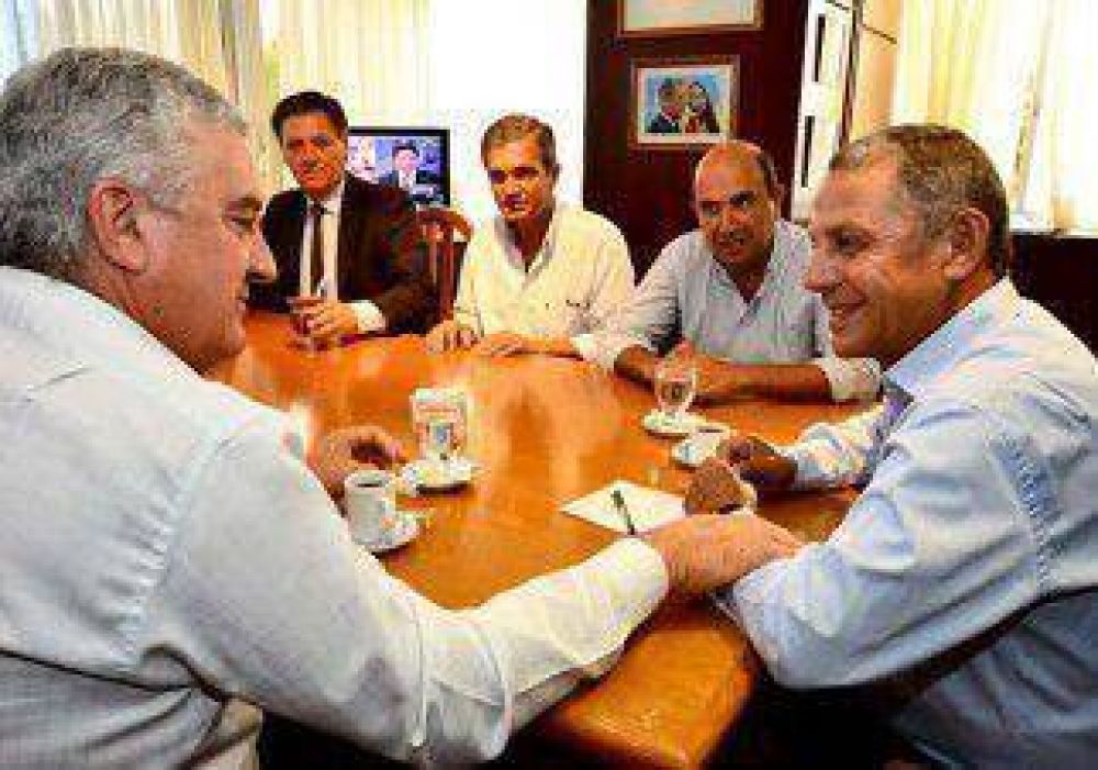 Pretenden reflotar el tren interurbano 
