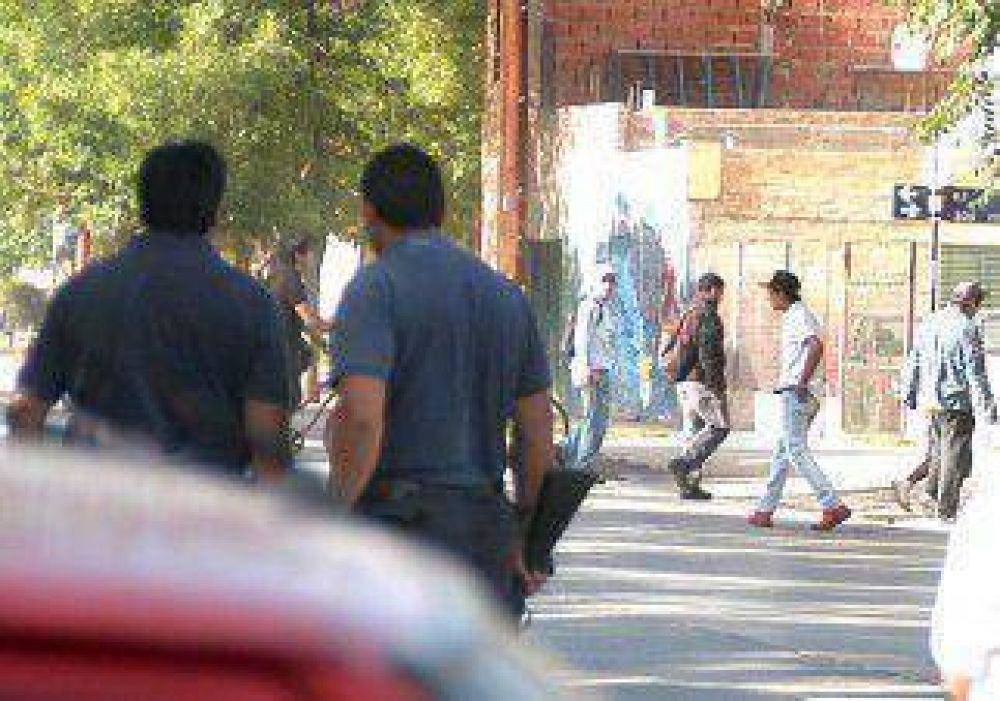 Por una chica, matan de dos pu�aladas a un joven 