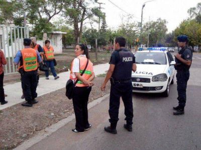 Transporte retuvo dos veh�culos