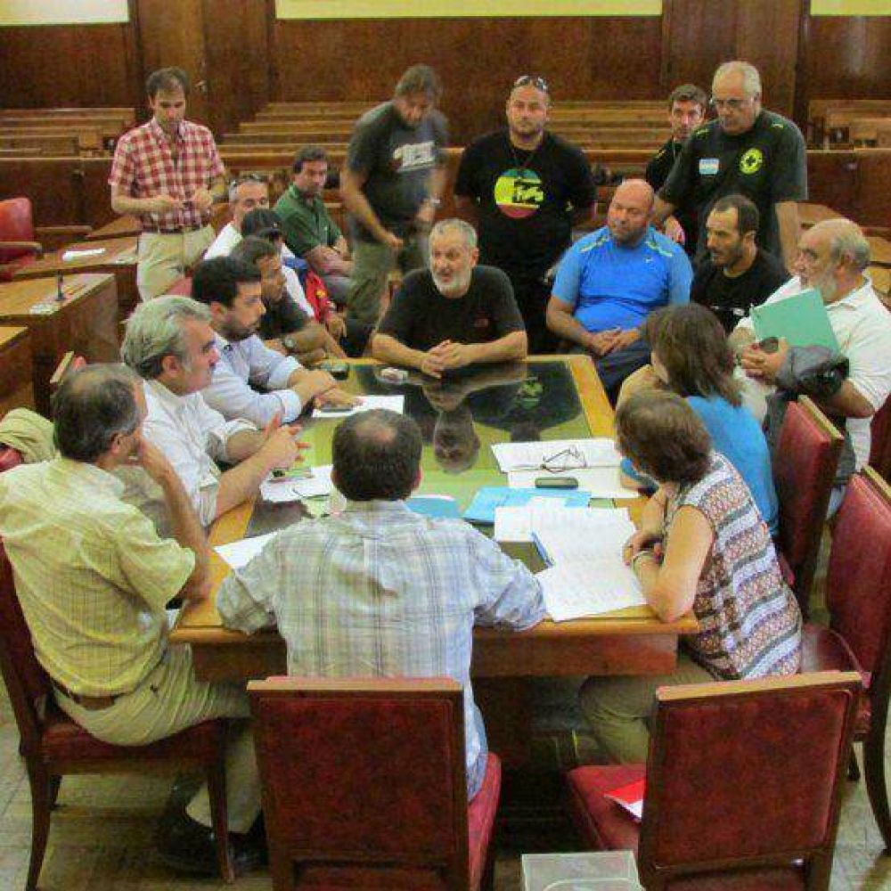 El Sindicato de Guardavidas pide la municipalizaci�n de todos los trabajadores