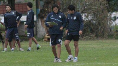 Para Erroz, el momento del equipo est� lejos del drama