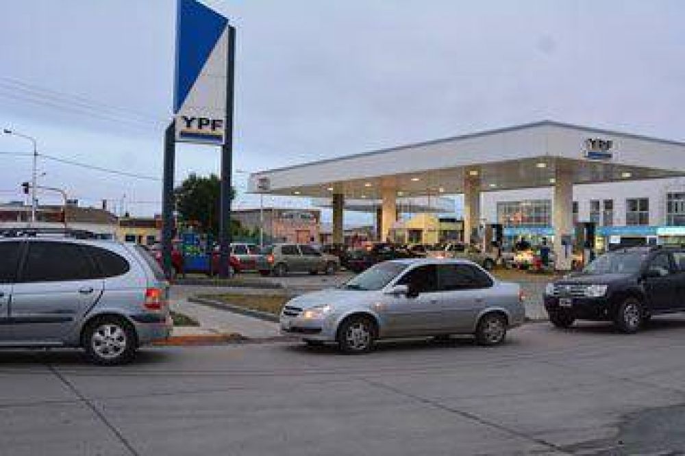 Con la ruta cortada comenz� el temor por el desabastecimiento