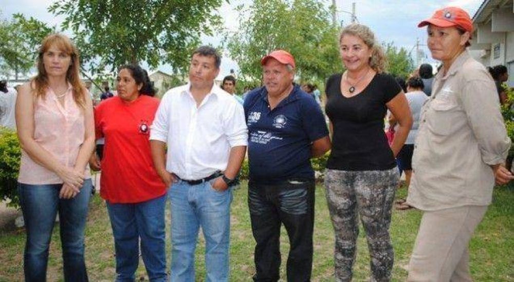 El gobierno comenz� la bancarizaci�n de la ayuda alimentaria