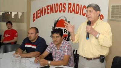 UCR: con reparos, destacan la creaci�n del sector de Guzm�n