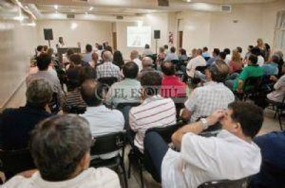 El cobro del plus por la deuda de OSEP divide a los m�dicos