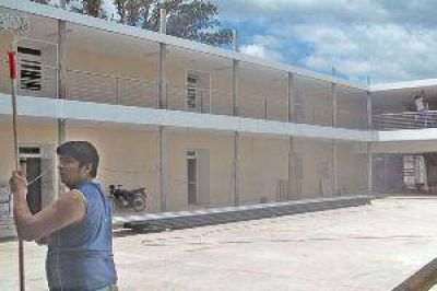 La gobernadora Claudia Zamora inaugurar� el ciclo lectivo en La Banda y obras en el interior
