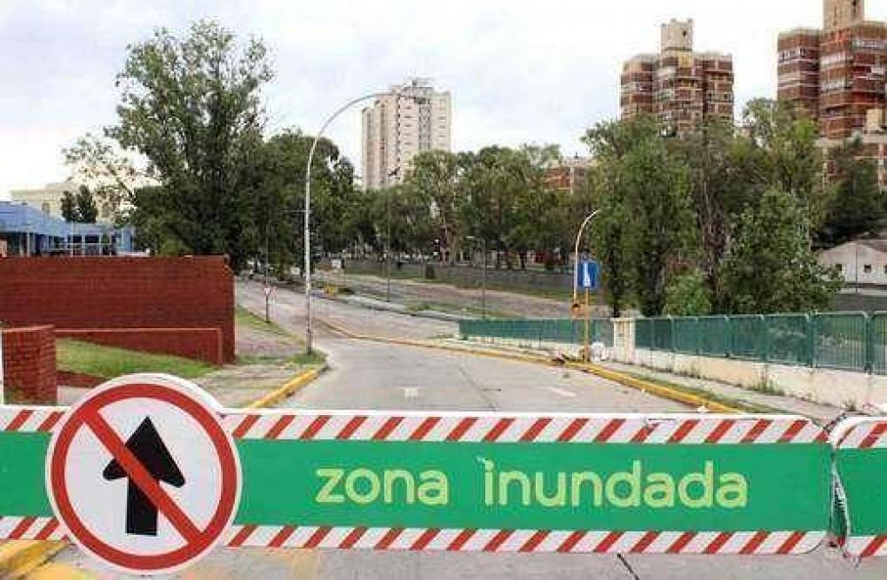 Se mantienen los cortes sobre distintos tramos de Avenida Costanera