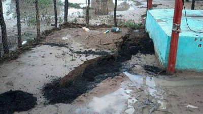 Grietas en el suelo generan temor en un paraje cercano a Loreto