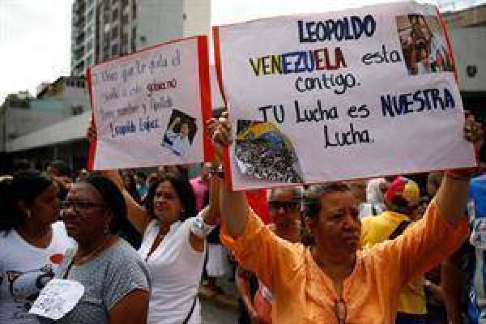 La oposici�n venezolana, en vilo por el arresto de L�pez