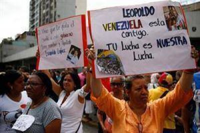 La oposici�n venezolana, en vilo por el arresto de L�pez