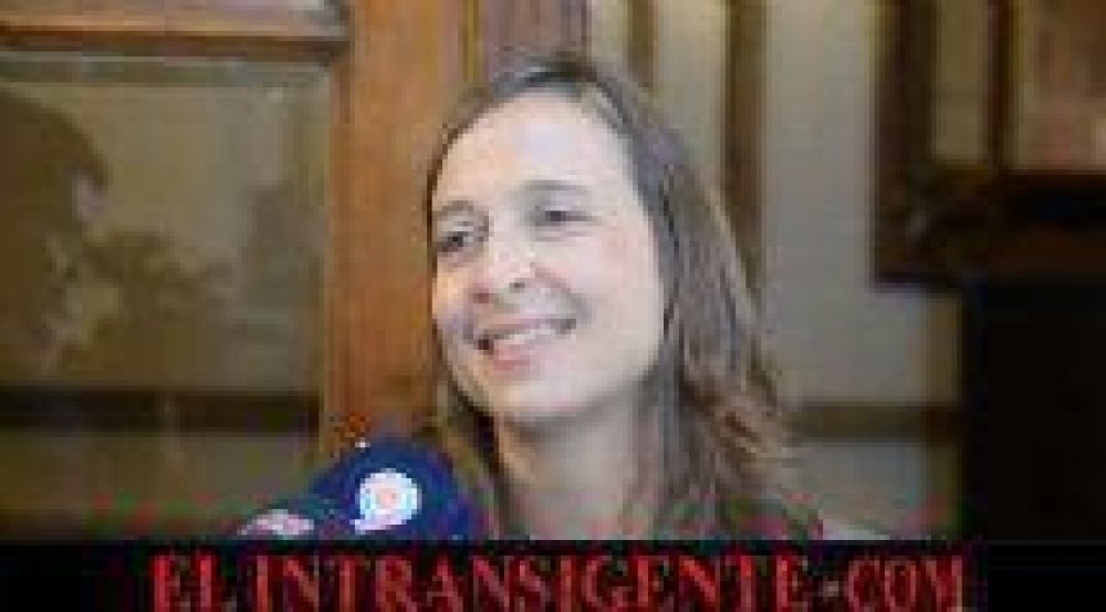 Carolina Mart�nez: �Nos interesa que Salta participe m�s fuerte por todos los talentos que tiene�