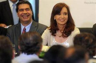 Cristina KIrchner se reuni� con Jorge Capitanich y Axel Kicillof en Olivos