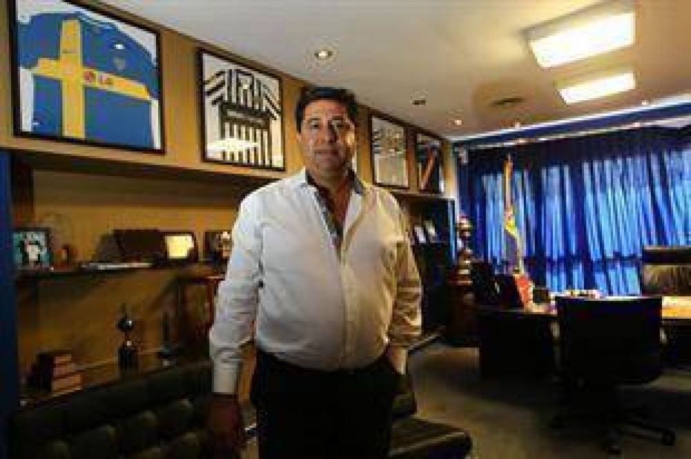 Daniel Angelici: "Si Carlos Bianchi tiene que dar un paso al costado, no me temblar�a el pulso"