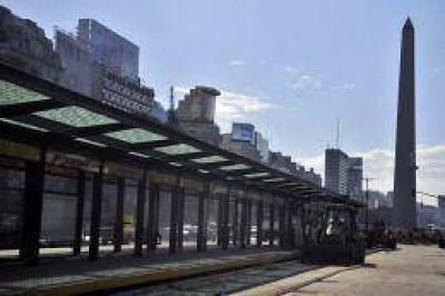 Denuncian que Macri planea derrumbar edificios para construir un Metrobus