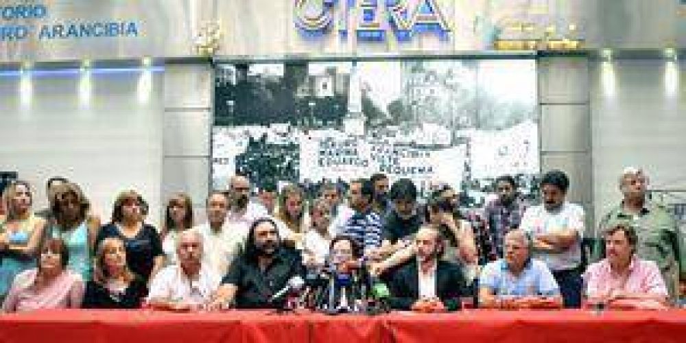 Maestros enrolados en la CTERA resolvieron pedir 35% de aumento