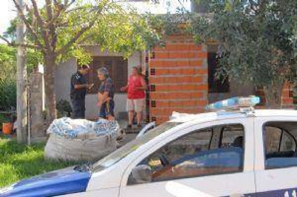 Sali� a trabajar y le desvalijaron la casa