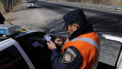 No se podr� renovar el carn� sin pagar las multas de la Caminera