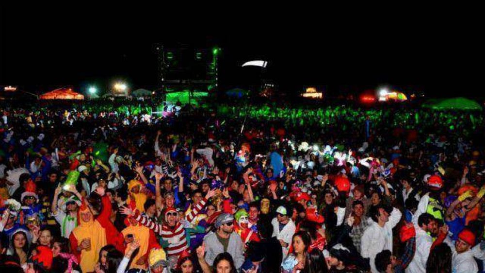 La popular Fiesta de Disfraces se traslada