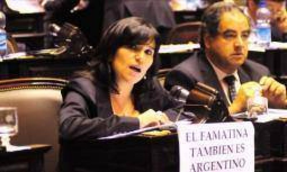 In�s Brizuela y Doria cambia el Congreso por la Legislatura
