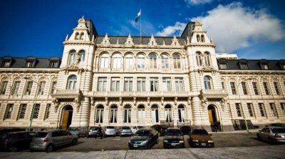 Comenzaron las negociaciones paritarias con los docentes