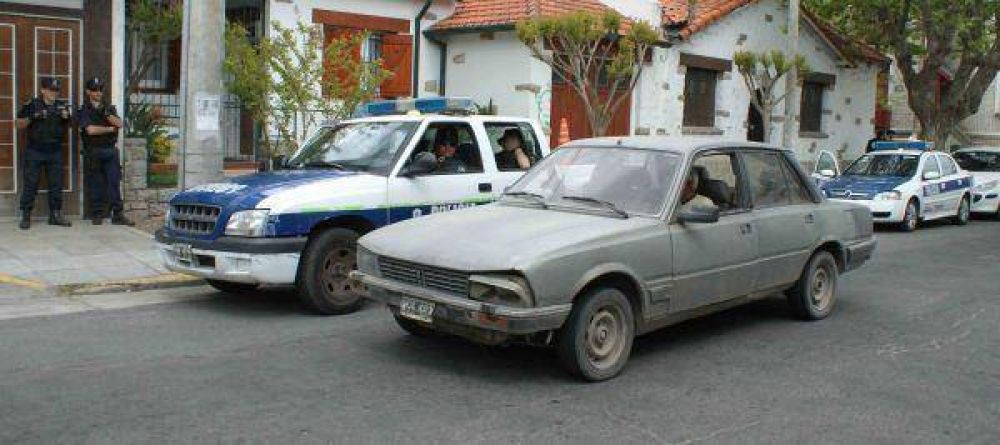 El municipio secuestr� m�s de 40 remises �truchos�  
