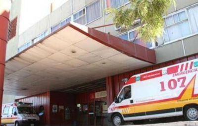 Muri� un hombre en el Urgencias tras caer de una escalera
