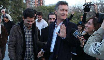Salta: "Dan empleo a novias, amigas y t�os"