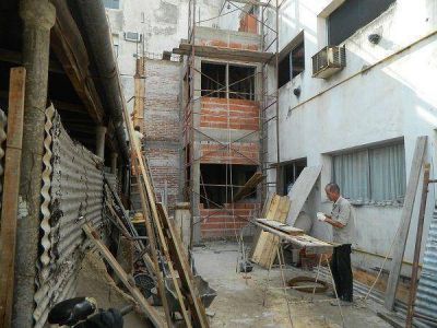 Avanzan las obras de reparaci�n del Palacio Municipal