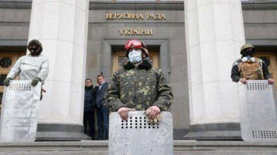 La crisis en Ucrania se agrava un poco m�s: renunci� el titular del Parlamento