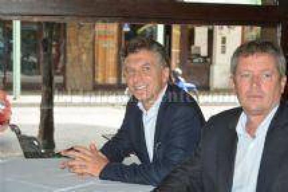 �El kirchnerismo est� agotado porque no tiene ning�n proyecto", afirm� Macri en Salta