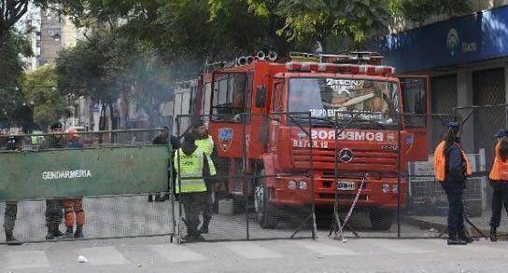 Sigue la asistencia a v�ctimas de calle Salta