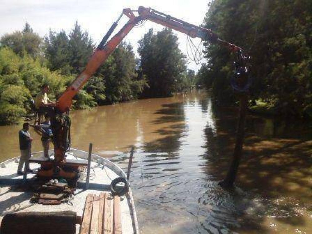 Realizan trabajos para mejorar la navegaci�n en el Delta 