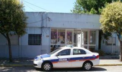 Escobar: Embarazada de 8 meses atac� a remisero y le rob� el auto