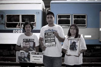 Vivir despu�s de Once: testimonios de sobrevivientes, a dos a�os de la tragedia