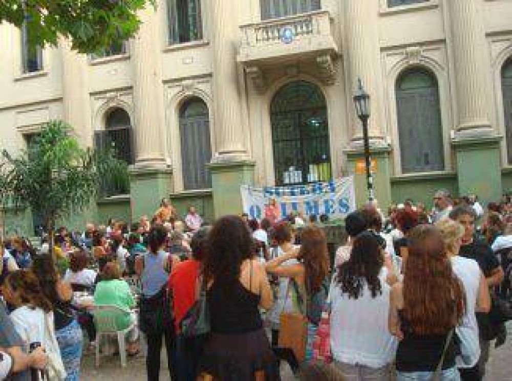 Docentes del Suteba Quilmes votaron no comenzar las clases el 5 de marzo