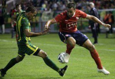 Independiente no aprovech� los traspi�s ajenos y s�lo empat� con Aldosivi