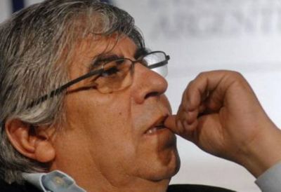 Moyano compar� la inflaci�n con el recorte de los salarios de De La R�a