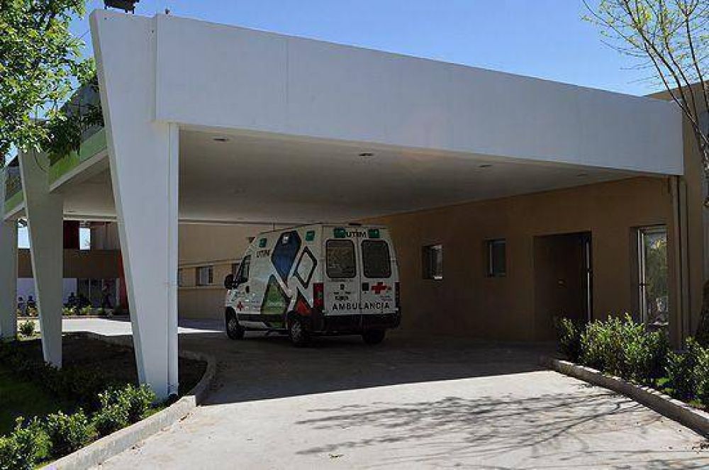 Recibi� tres pu�aladas durante una pelea y est� grave