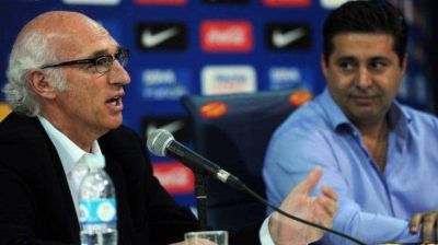 Boca ya piensa en el sucesor de Bianchi: Palermo, el 'sue�o imposible'; Gareca, el candidato 'terrenal'