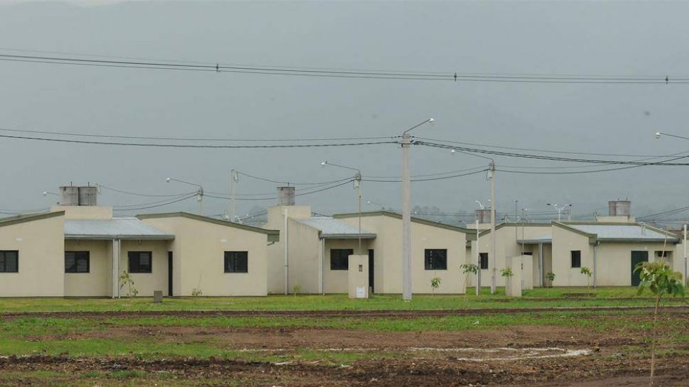 Inician los tr�mites para quitas las primeras casas en Lomas de Taf�