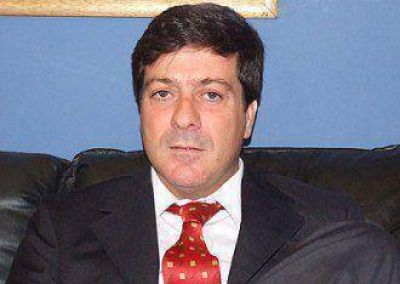 Mariotto calificaba de "operaci�n" el pase.	