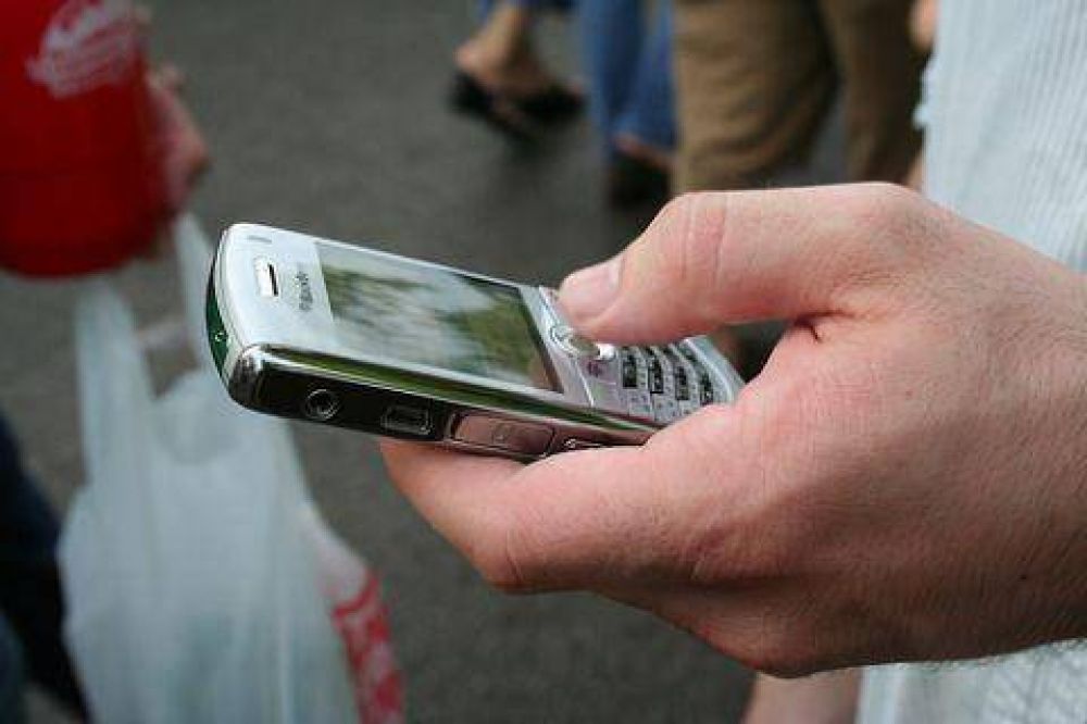 Dos detenidos por robar una estaci�n de servicio: Contaban sus andanzas por mensaje de texto