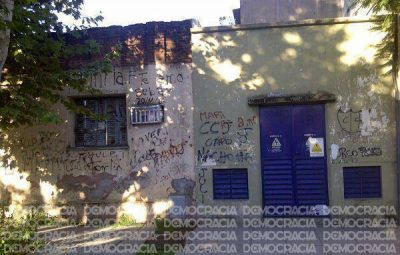 Preocupa a vecinos las continuas pintadas en frentes de casas
