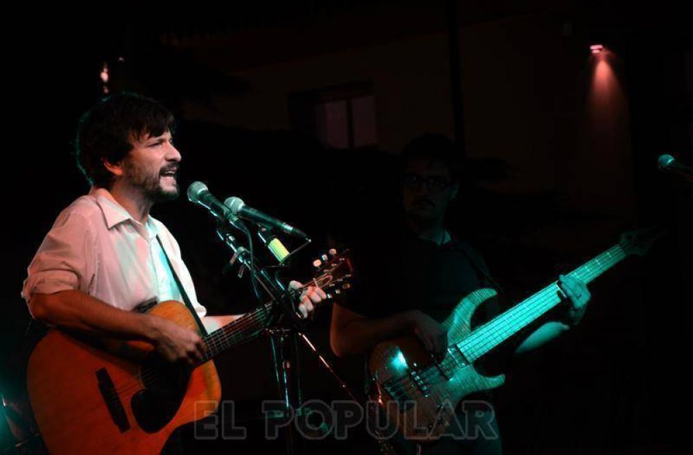 Antonio Birabent deleit� a los olavarrienses en el Centro Cultural